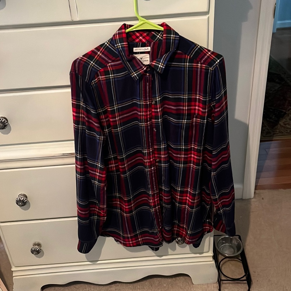 Super cute & soft flannel button down